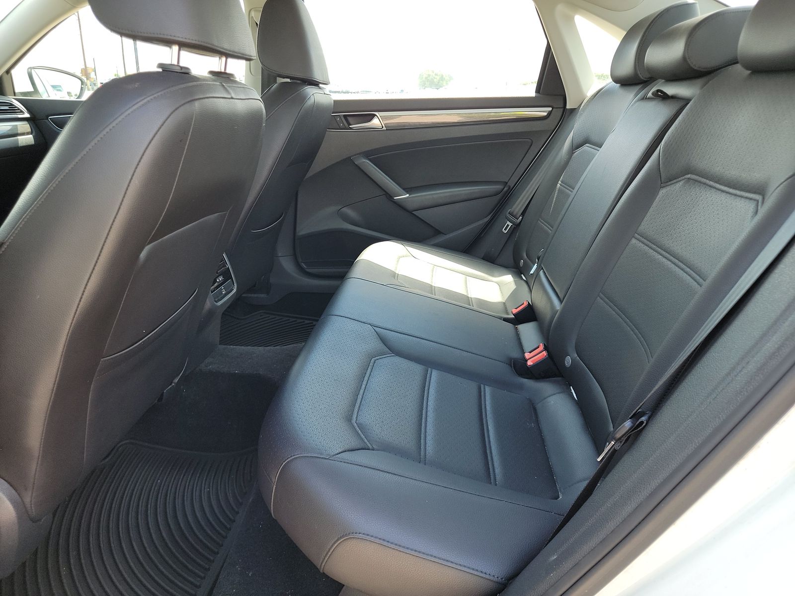 2017 Volkswagen Passat 1.8T SE FWD