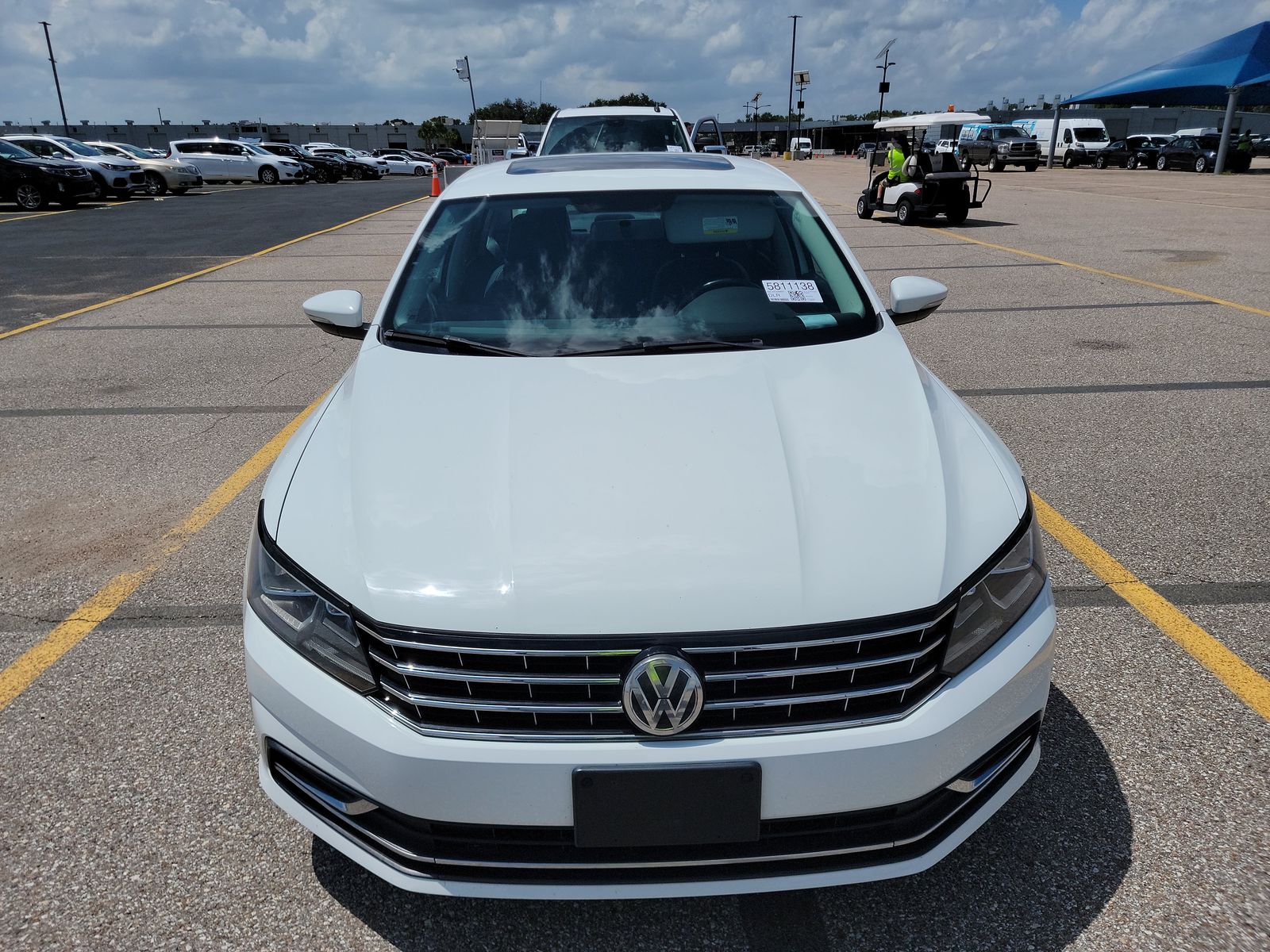 2017 Volkswagen Passat 1.8T SE FWD