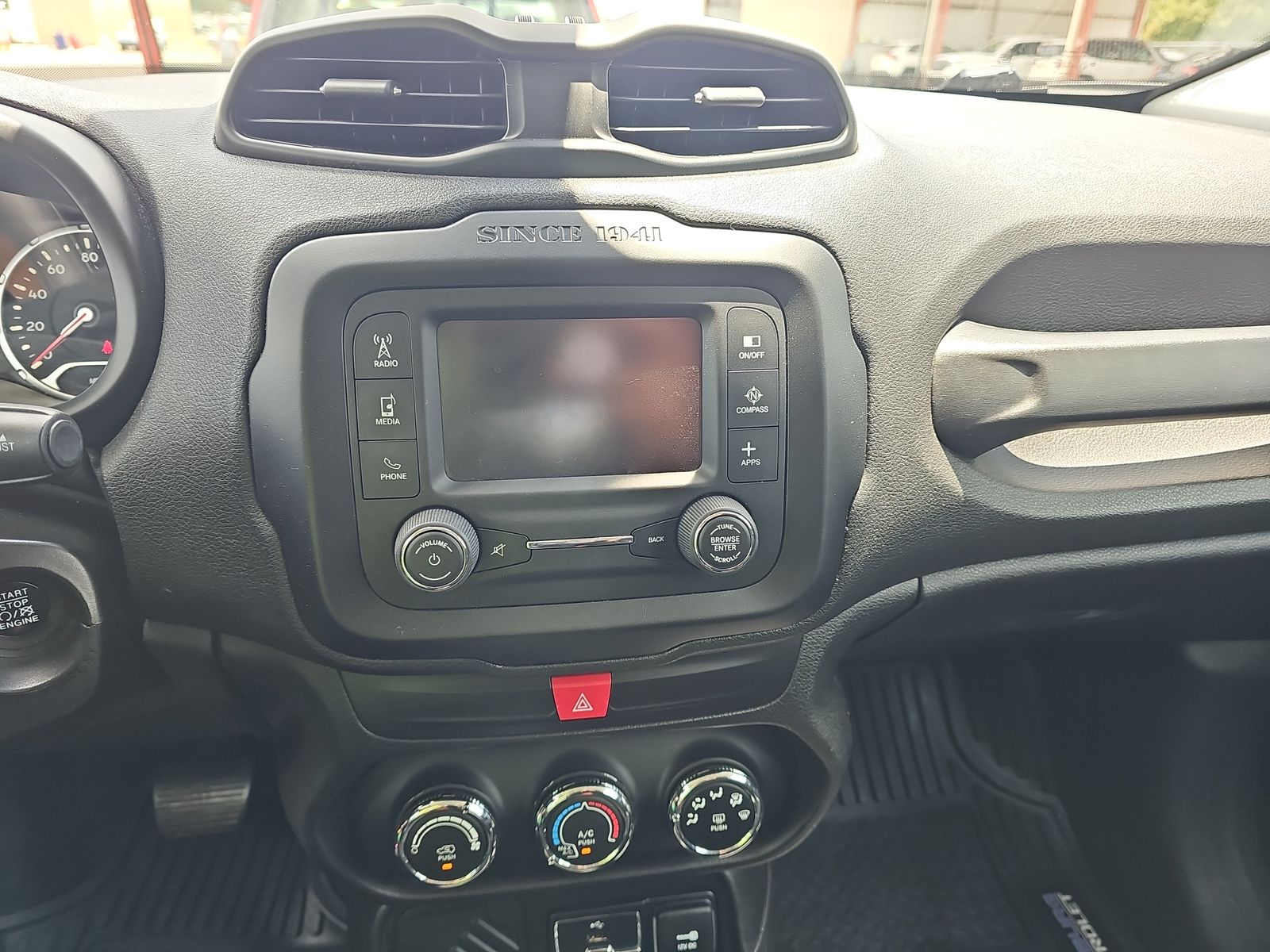 2017 Jeep Renegade Latitude FWD