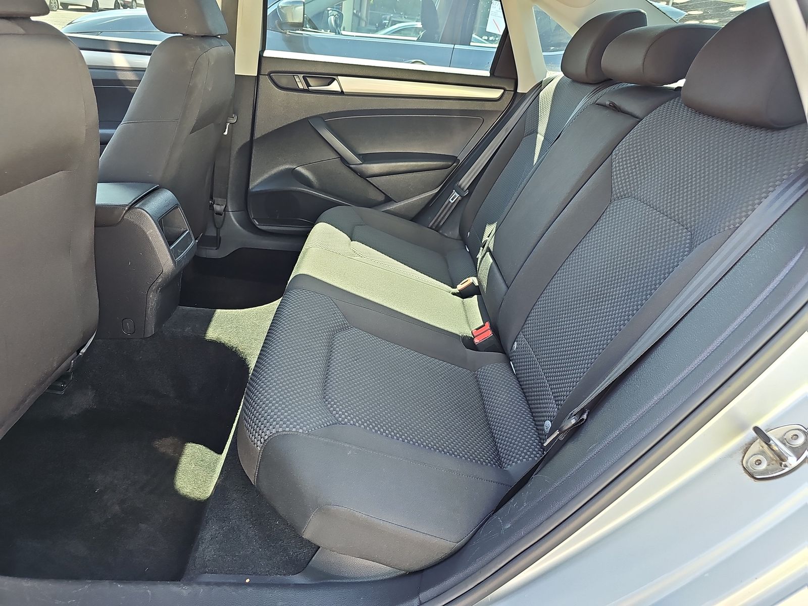 2013 Volkswagen Passat 2.5L S FWD