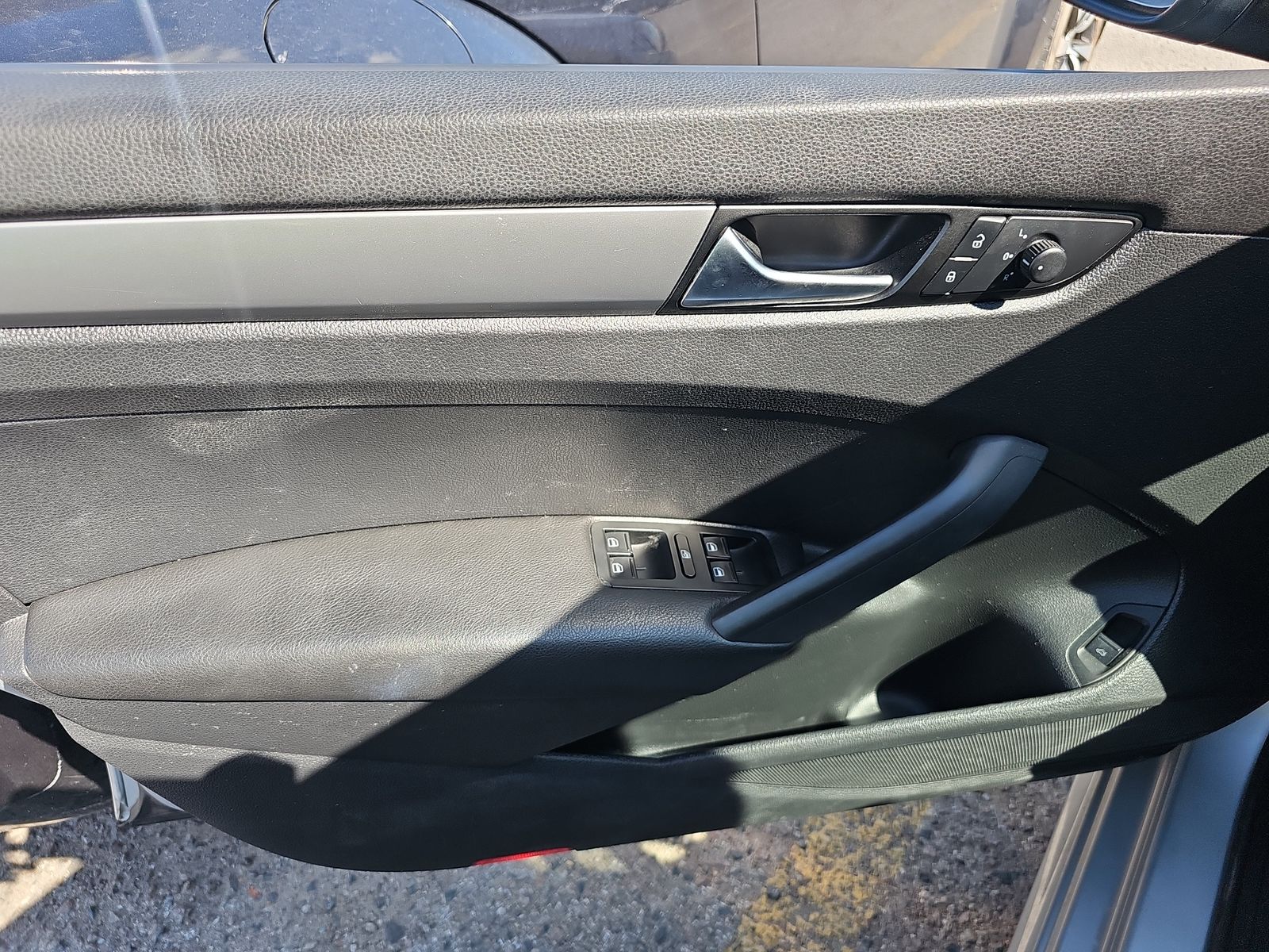 2013 Volkswagen Passat 2.5L S FWD