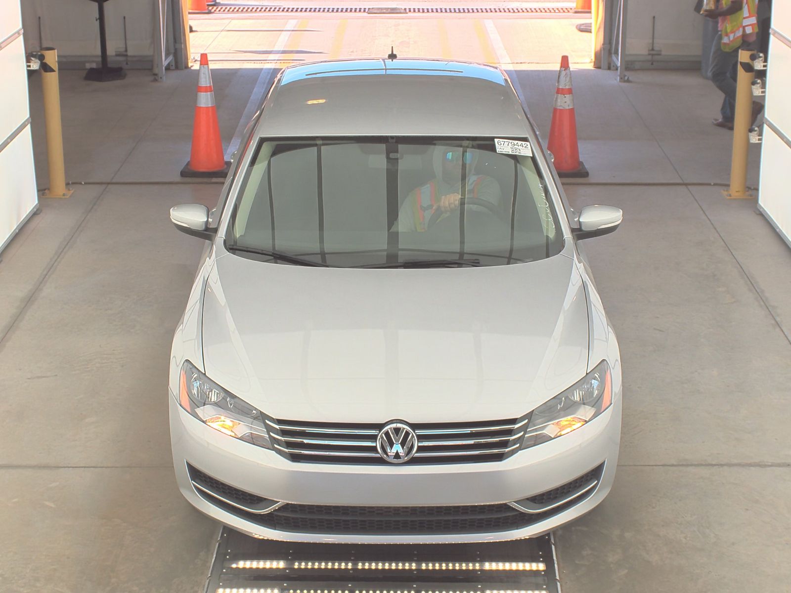 2013 Volkswagen Passat 2.5L S FWD