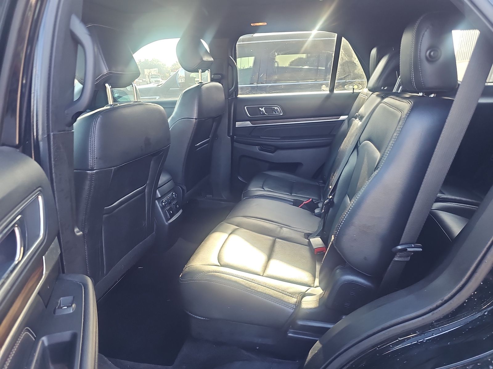2017 Ford Explorer Limited FWD