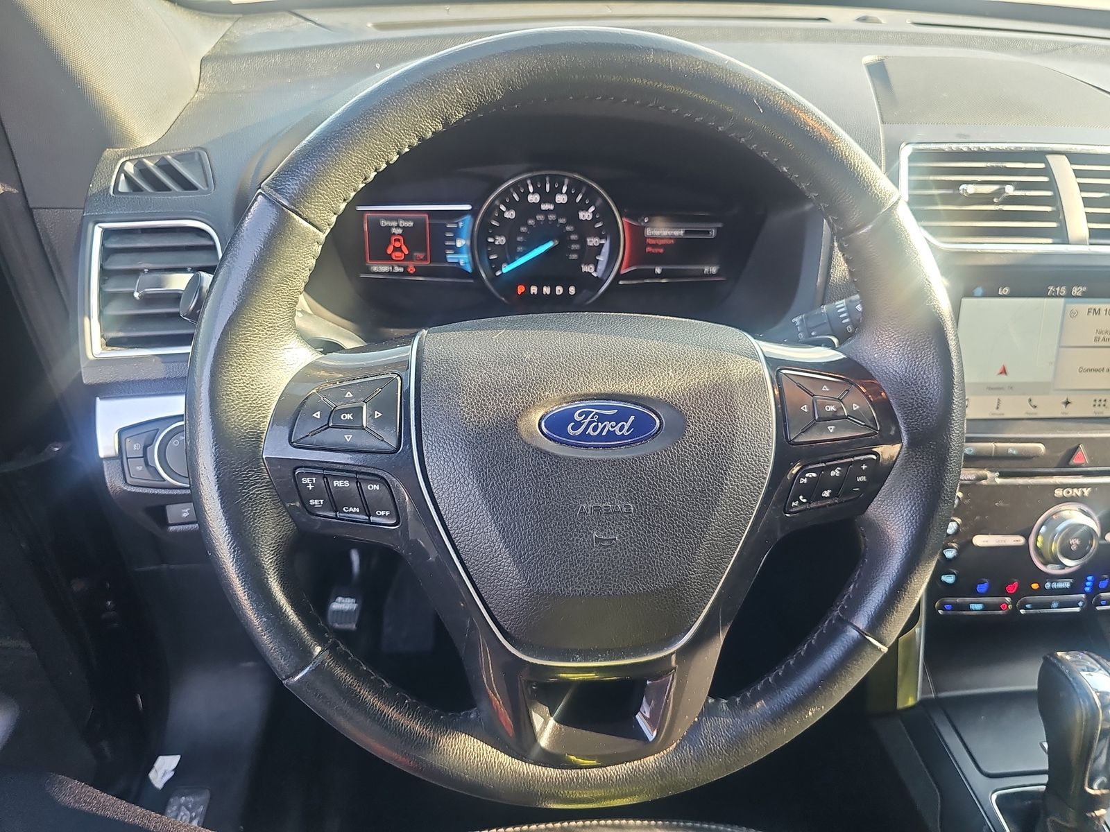 2017 Ford Explorer Limited FWD