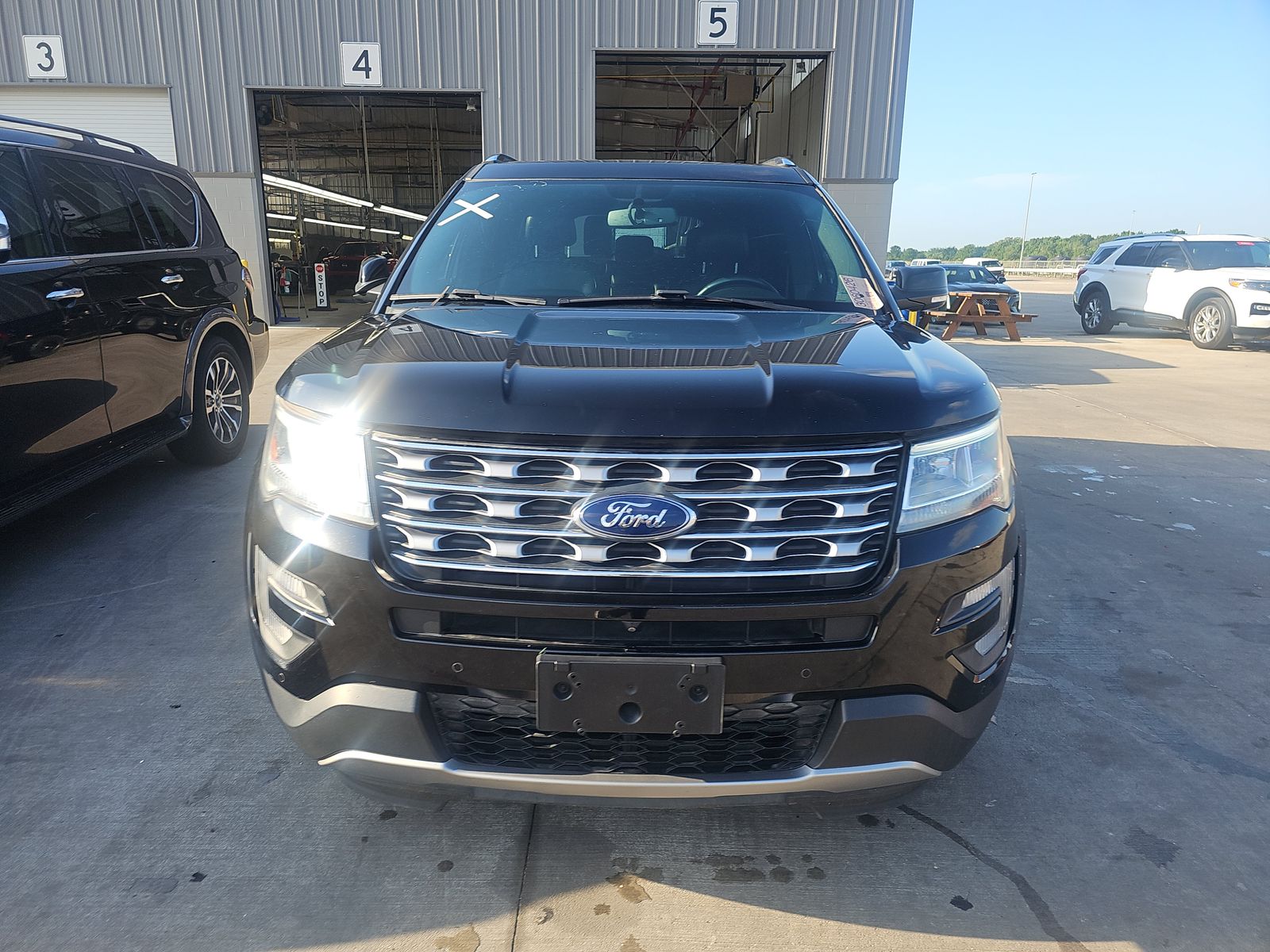 2017 Ford Explorer Limited FWD