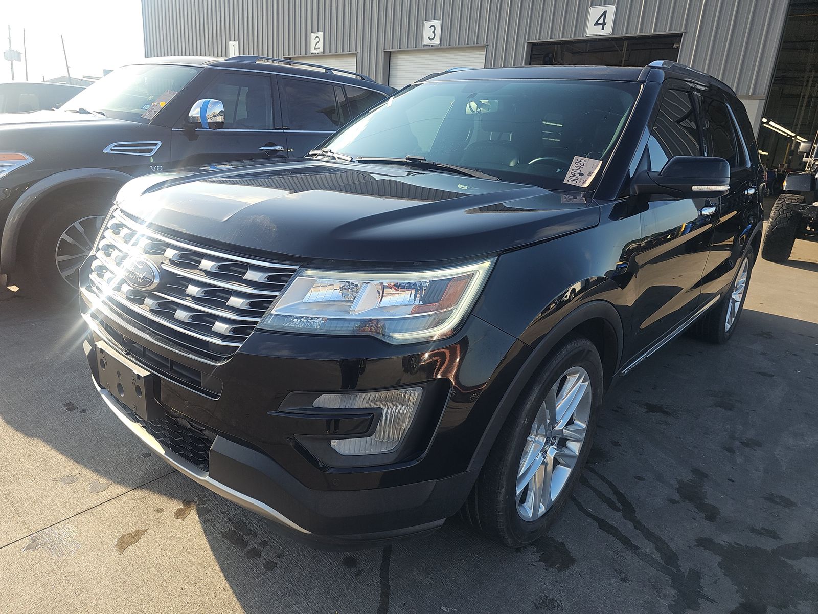 2017 Ford Explorer Limited FWD
