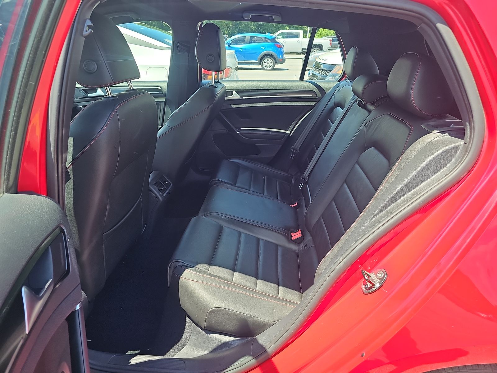 2016 Volkswagen Golf GTI 2.0T Autobahn FWD