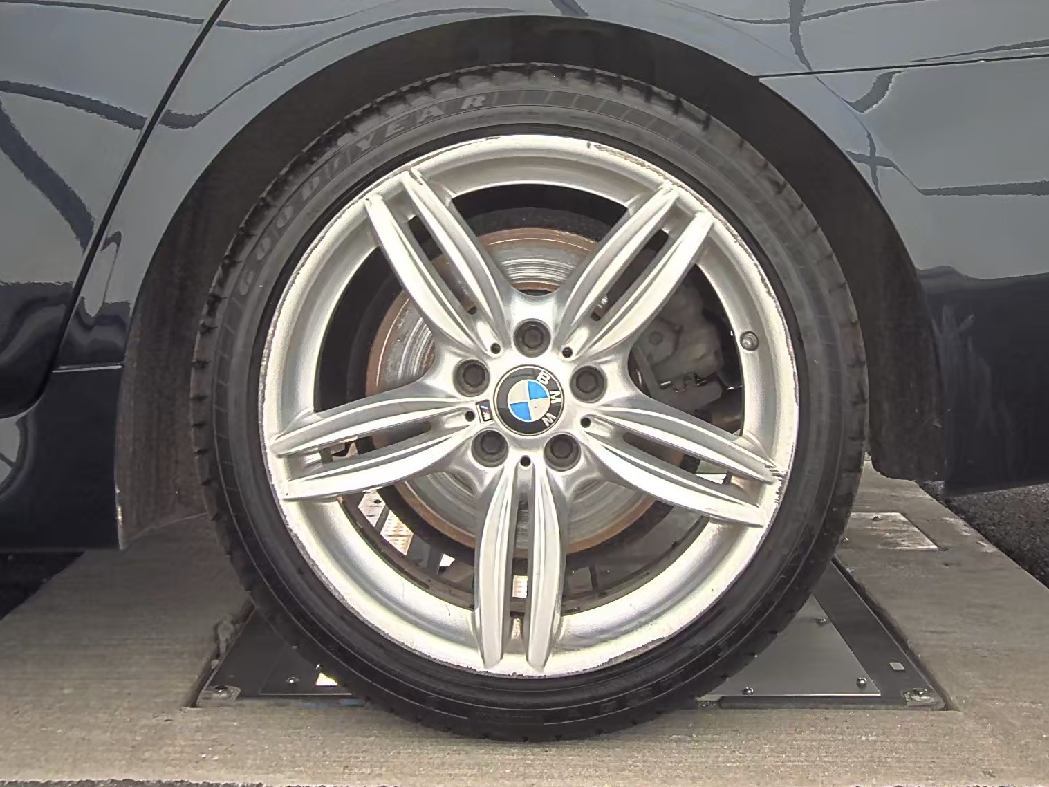 2013 BMW 5 Series 550i xDrive AWD