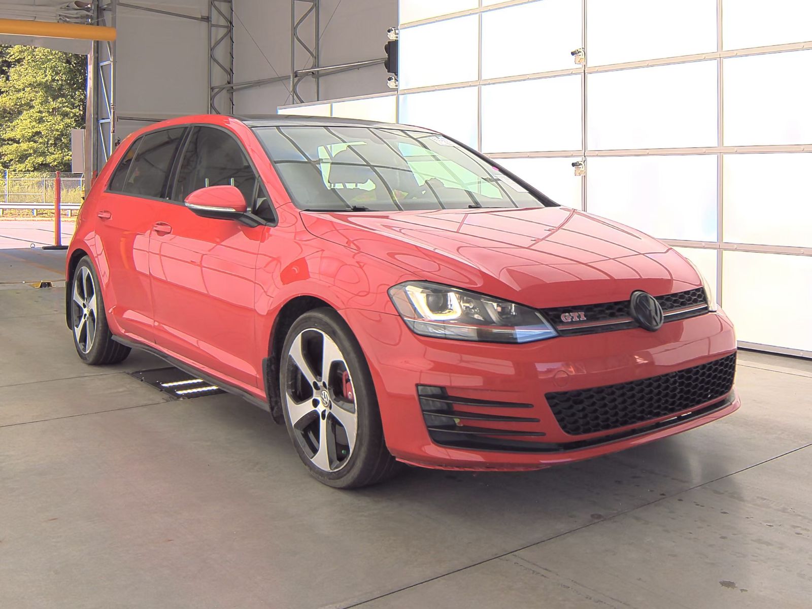 2016 Volkswagen Golf GTI 2.0T Autobahn FWD