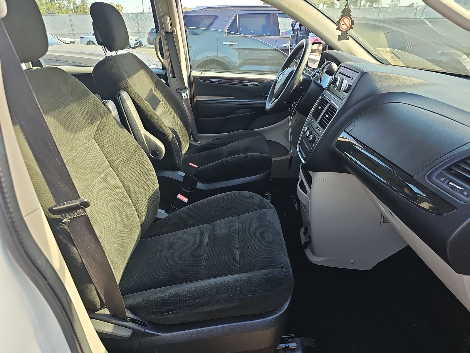 2016 Dodge Grand Caravan American Value Package FWD