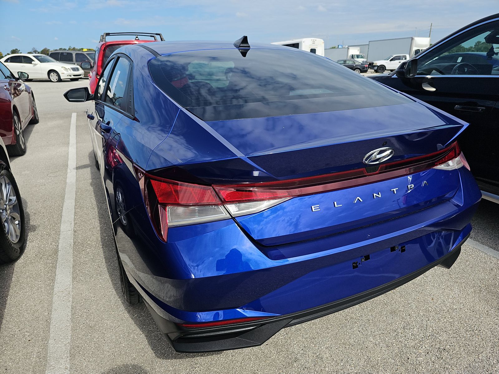 2021 Hyundai Elantra SEL FWD