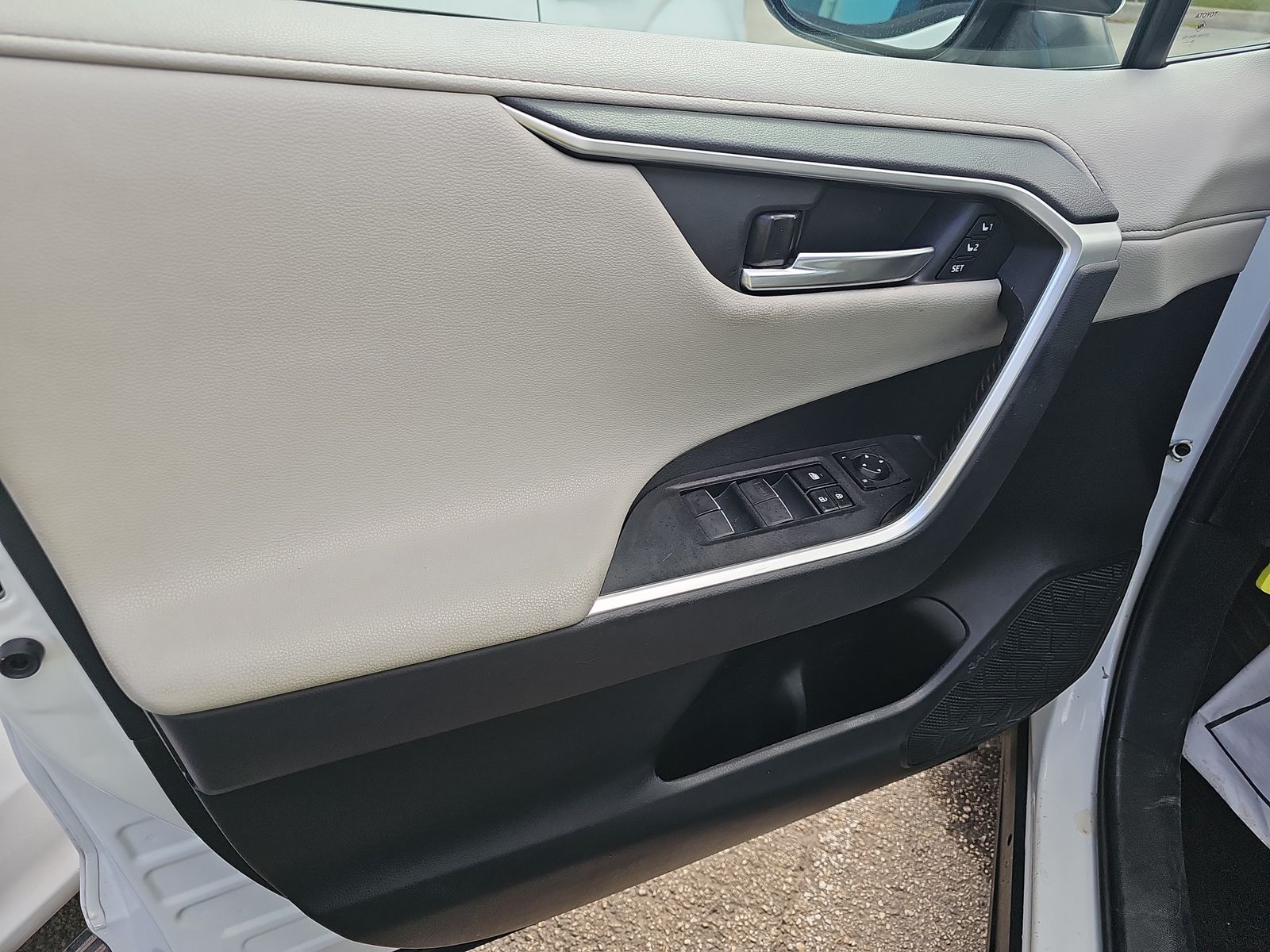 2019 Toyota RAV4 Hybrid Limited AWD