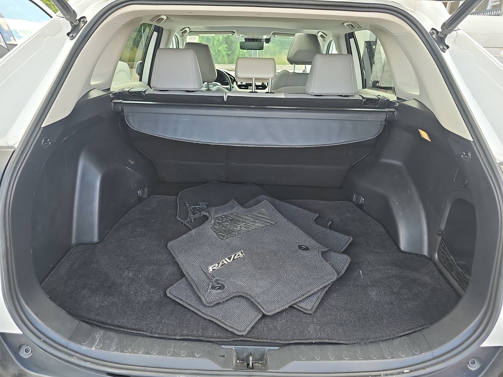 2019 Toyota RAV4 Hybrid Limited AWD