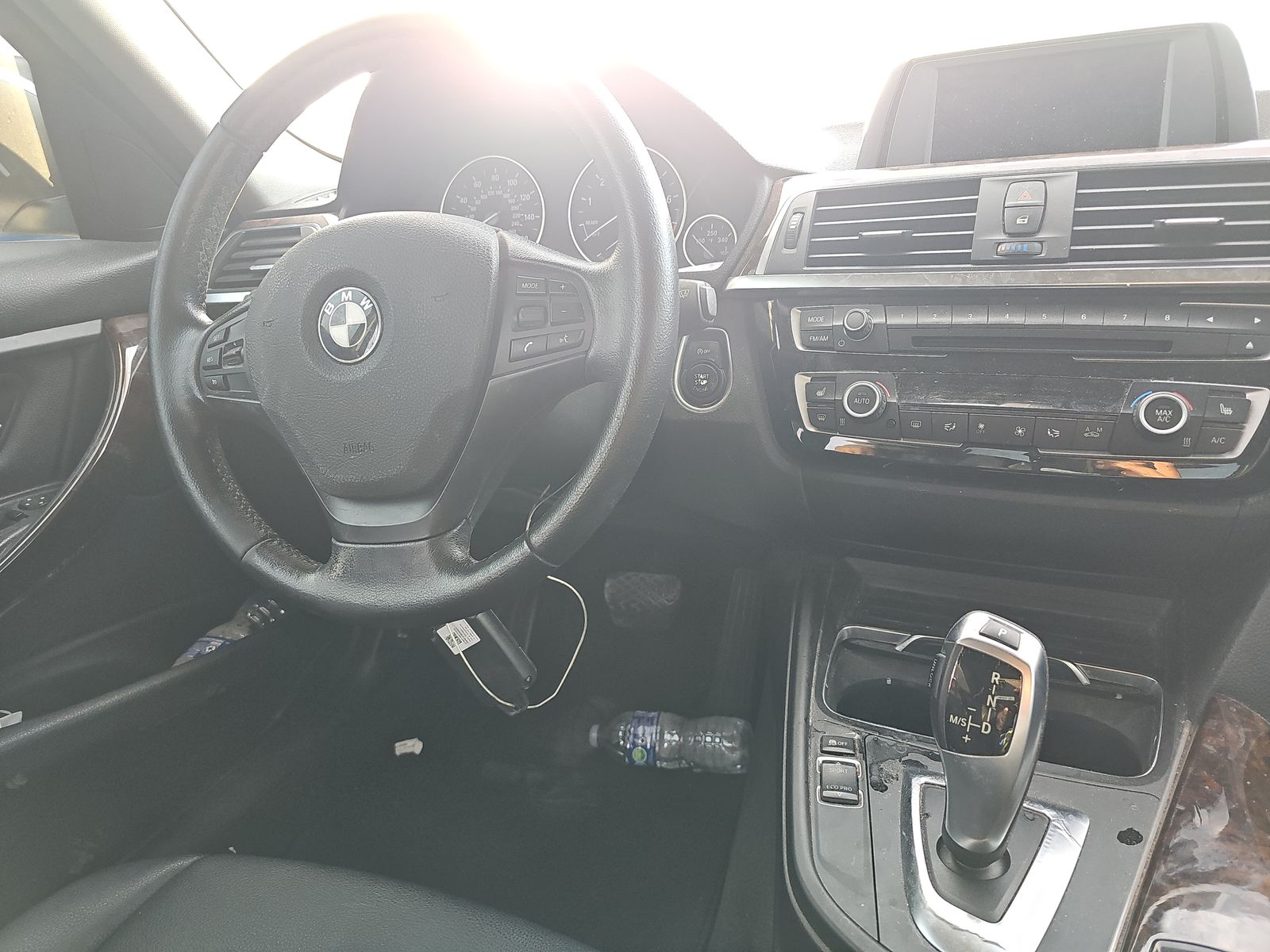 2016 BMW 3 Series 320i RWD