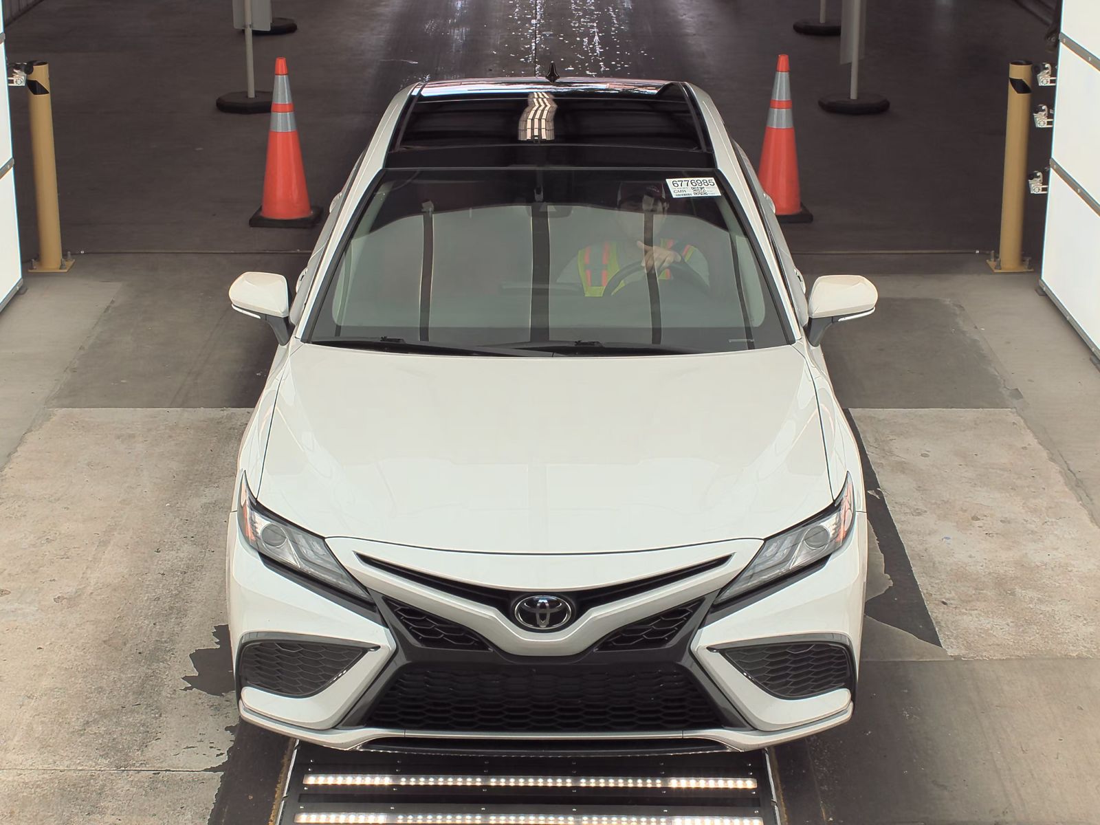 2022 Toyota Camry XSE FWD