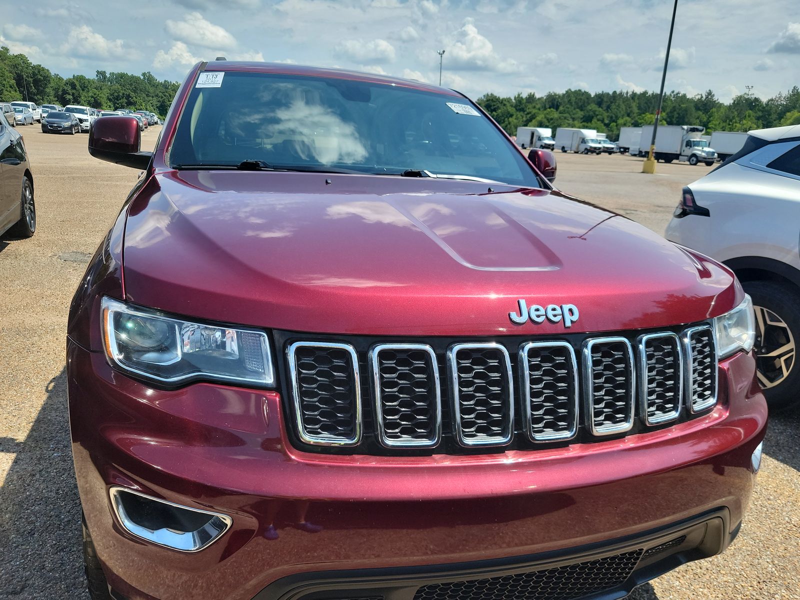 2017 Jeep Grand Cherokee Laredo AWD