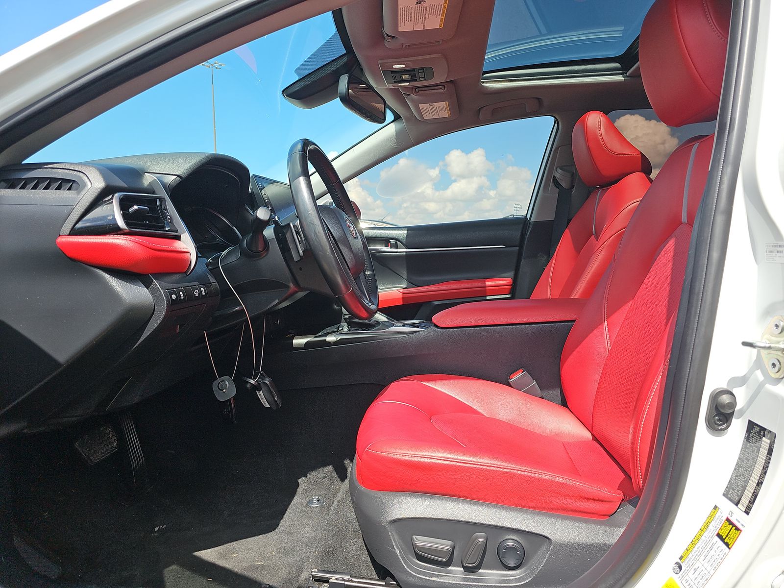 2022 Toyota Camry XSE FWD