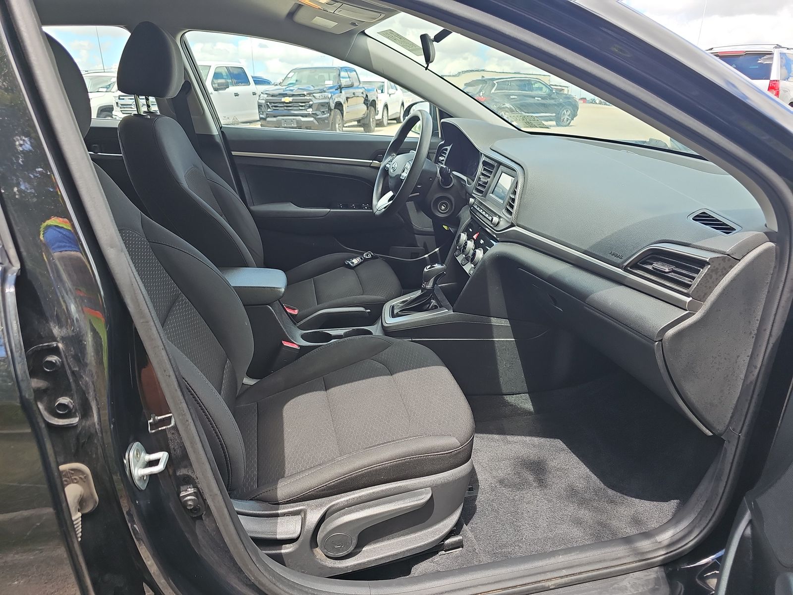 2019 Hyundai Elantra SE FWD