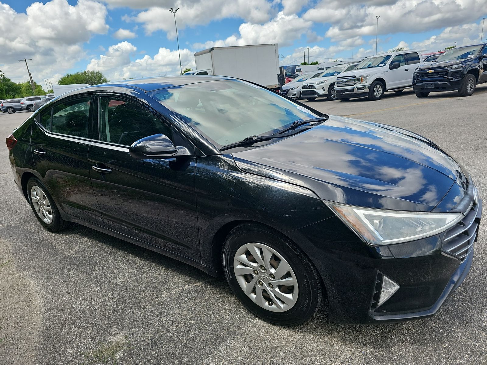 2019 Hyundai Elantra SE FWD