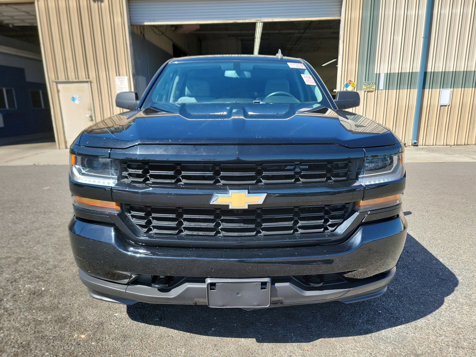 2018 Chevrolet Silverado 1500 Custom AWD