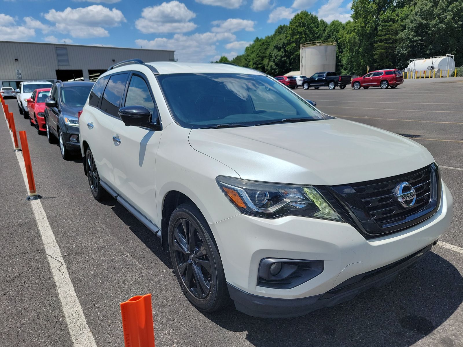 2018 Nissan Pathfinder SL FWD