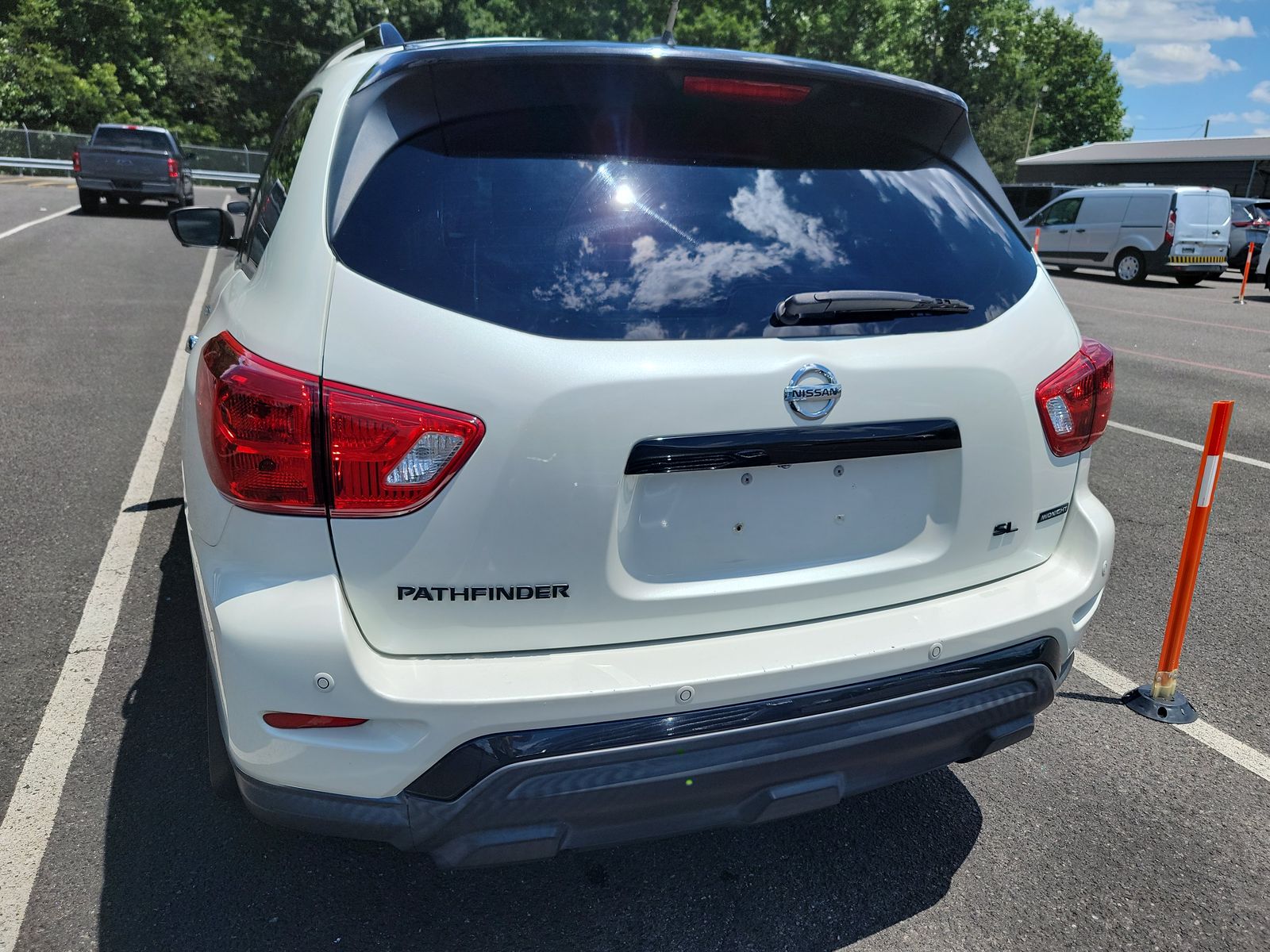 2018 Nissan Pathfinder SL FWD