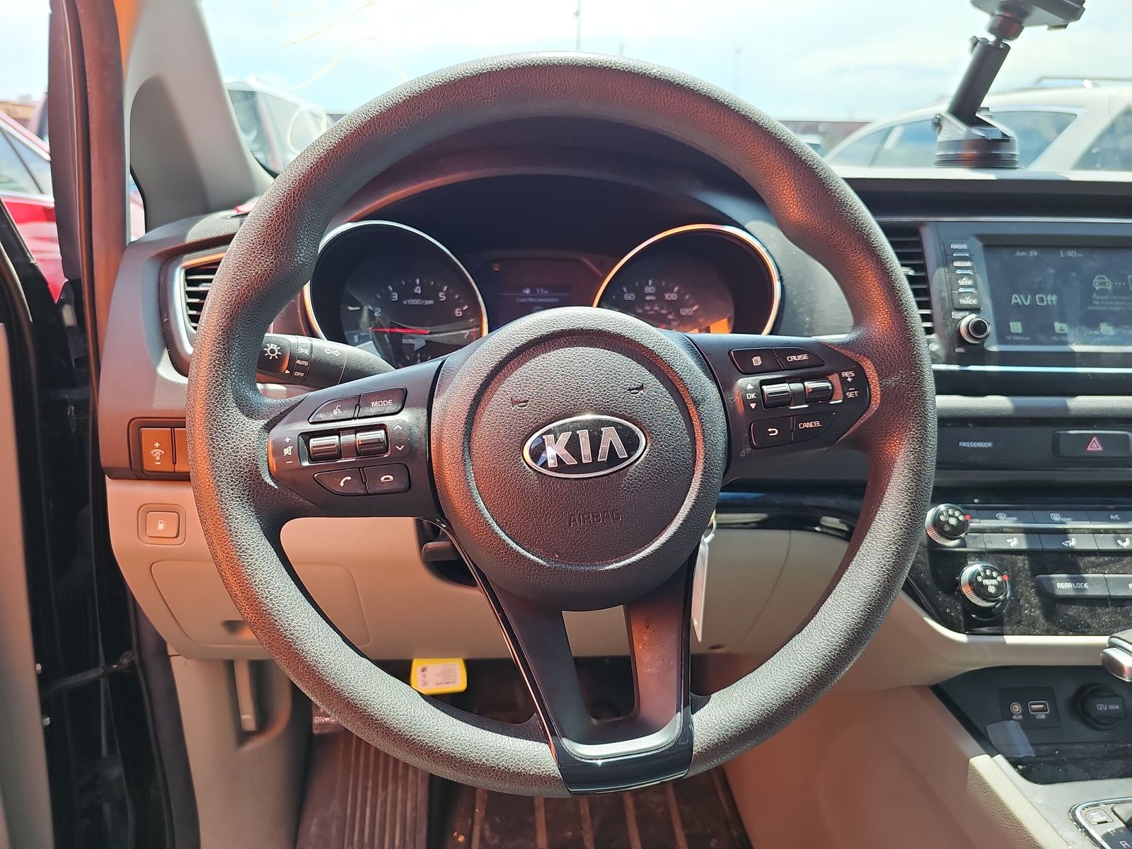 2021 Kia Sedona LX FWD