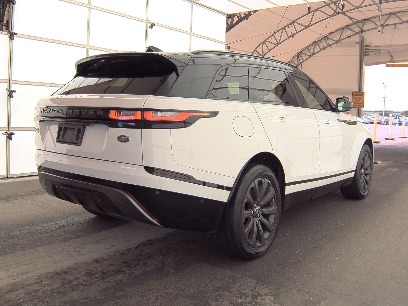 2018 Land Rover Range Rover Velar R-Dynamic SE AWD