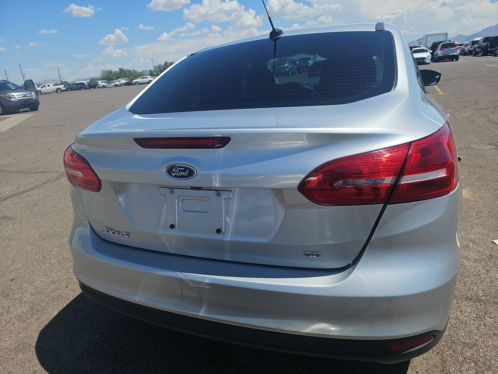 2017 Ford Focus SE FWD