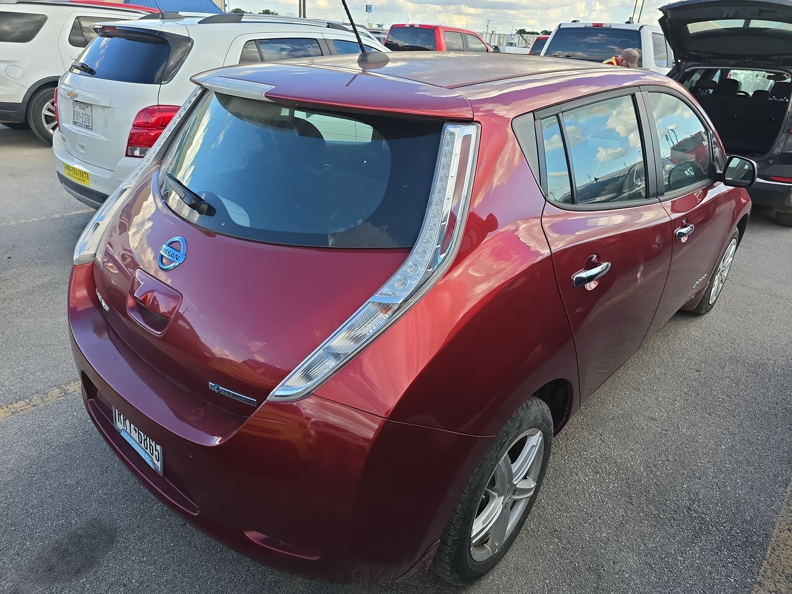 2015 Nissan LEAF S FWD