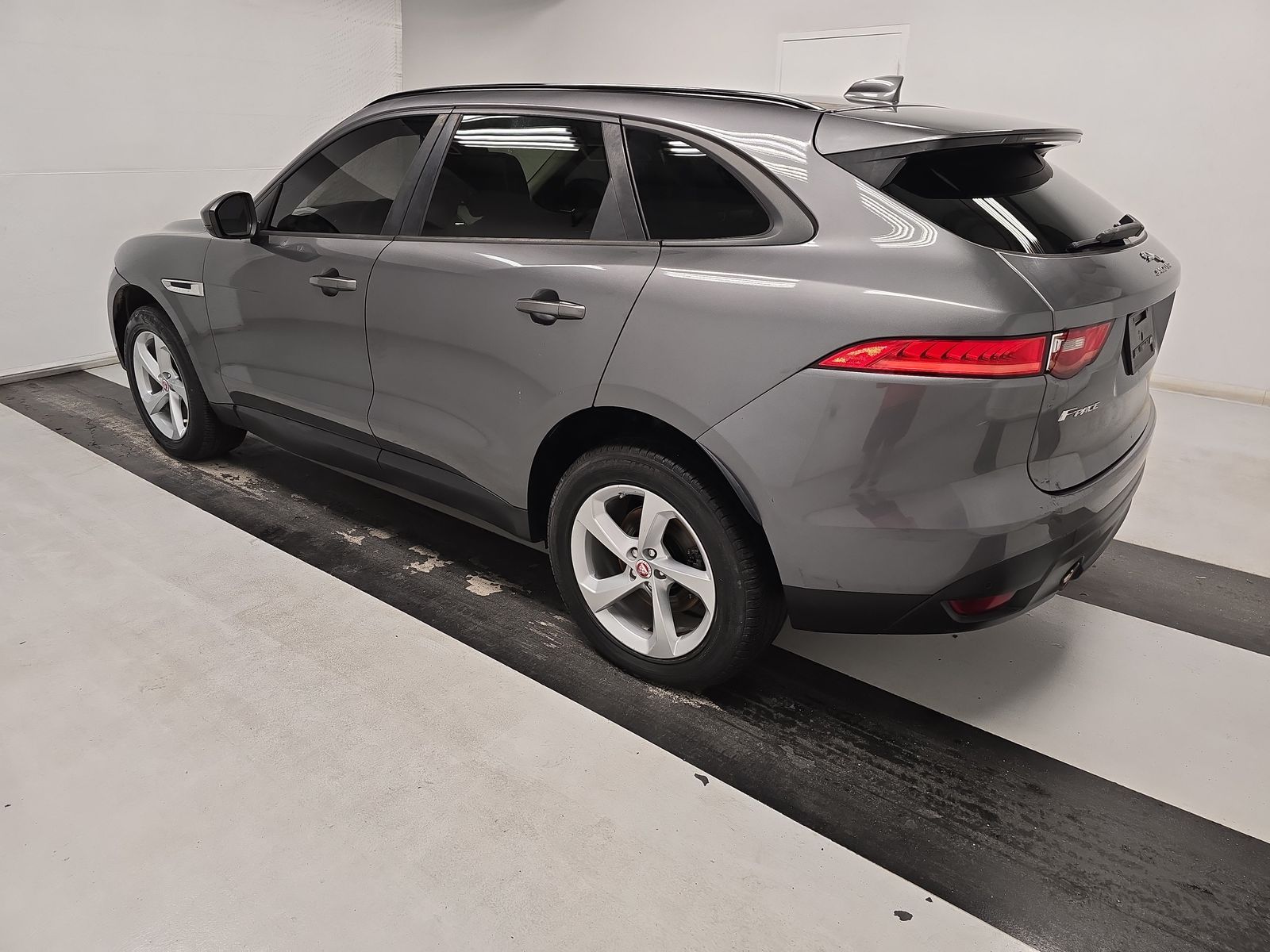 2017 Jaguar F-PACE 35t Premium AWD