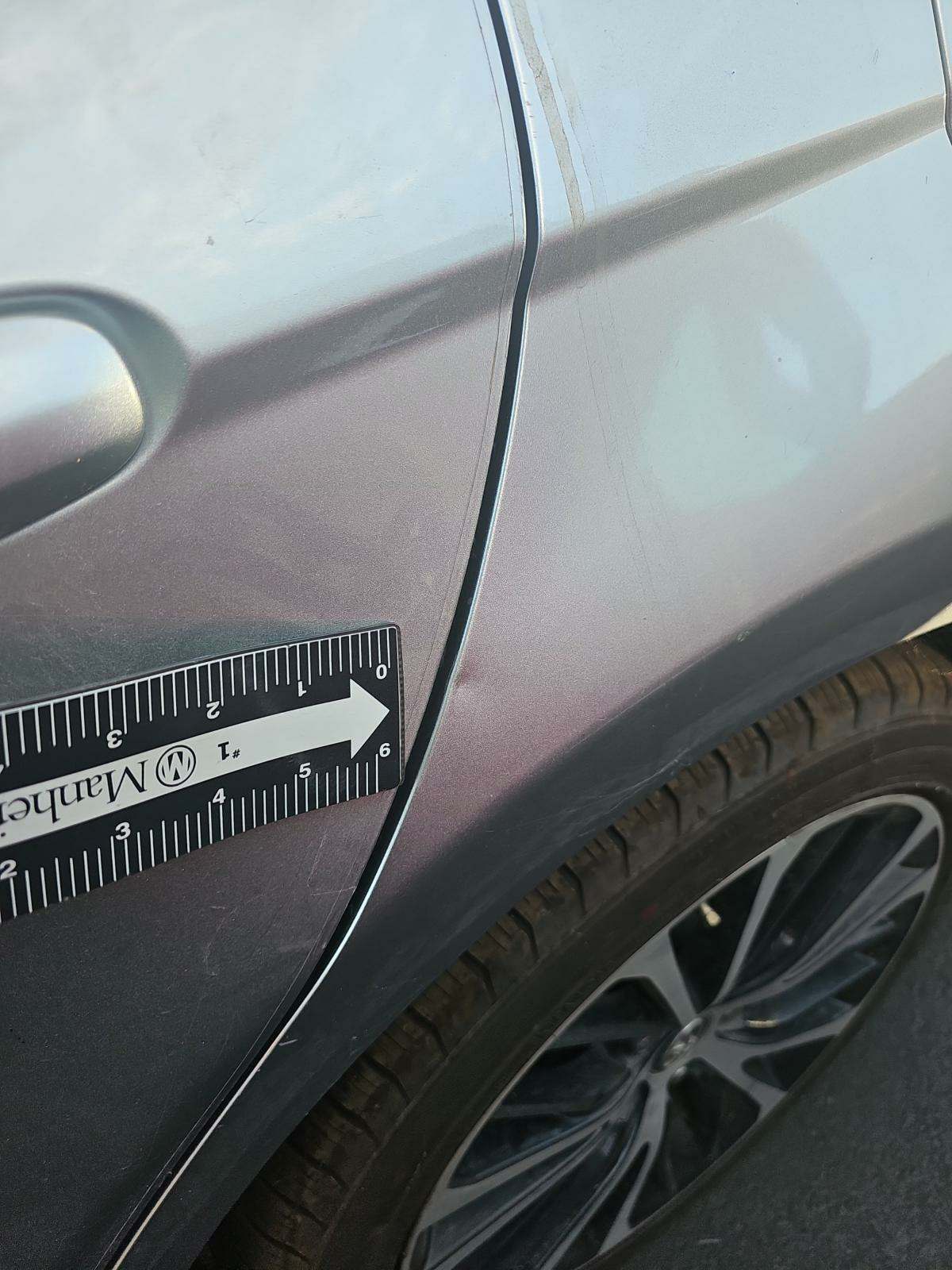 2020 Toyota Camry Hybrid SE FWD