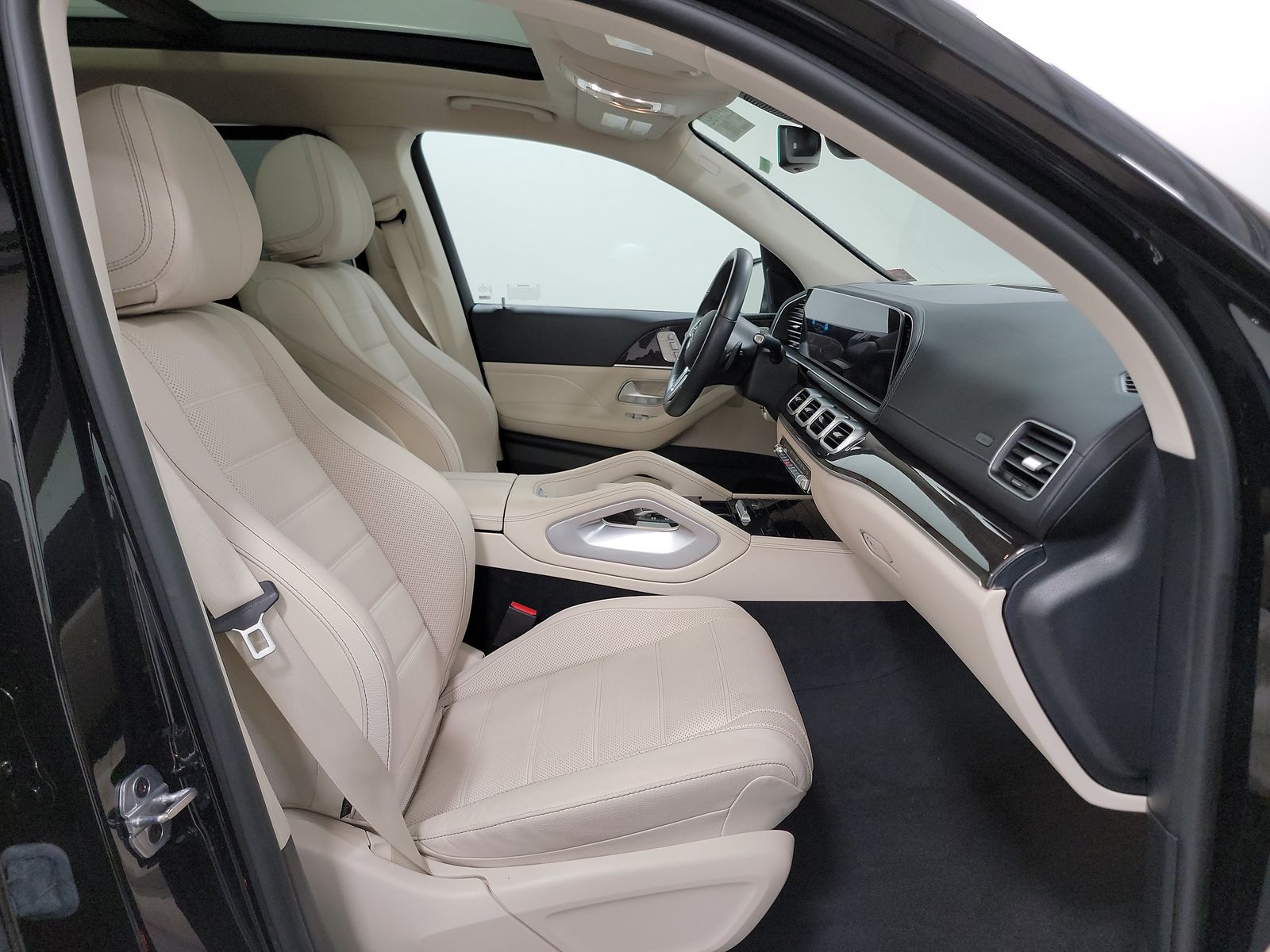 MERCEDES-BENZ GLS - 9