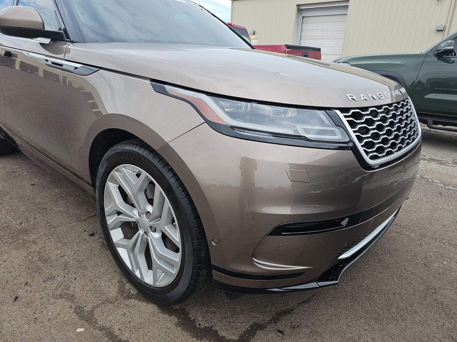 2018 Land Rover Range Rover Velar R-Dynamic SE AWD