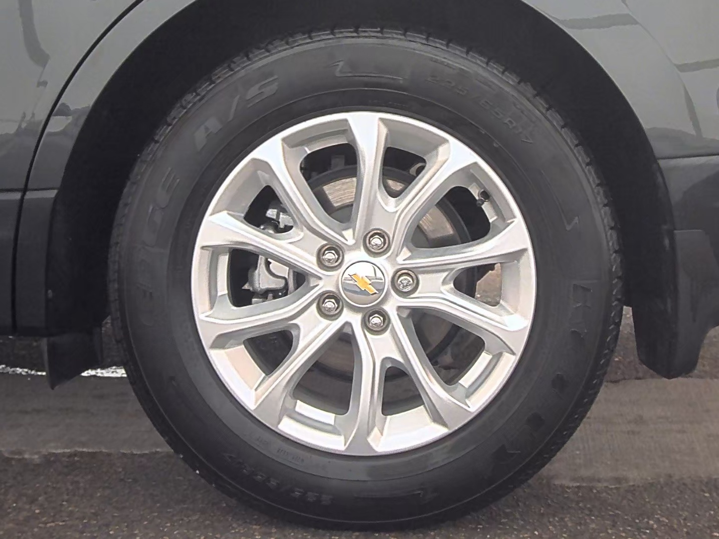 2019 Chevrolet Equinox LS FWD