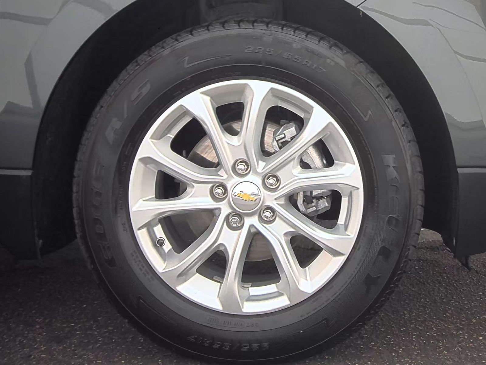 2019 Chevrolet Equinox LS FWD