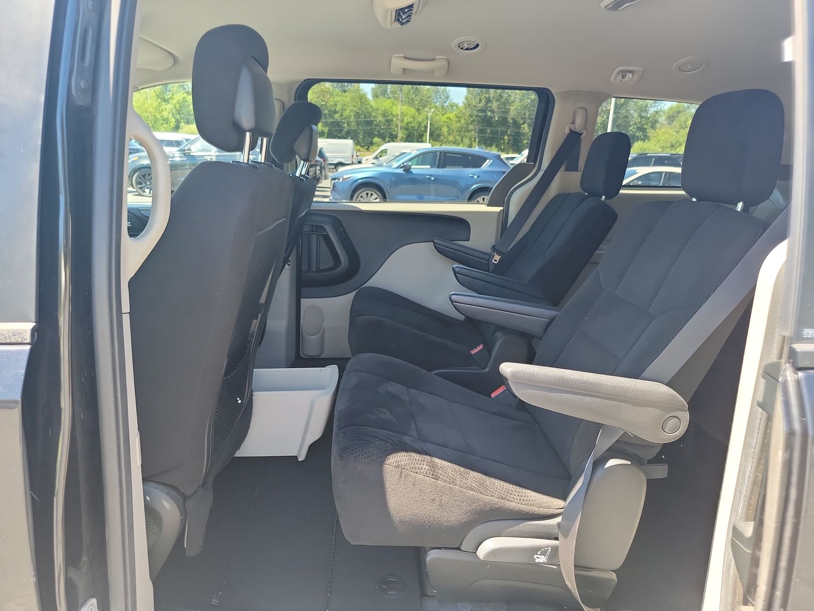 2012 Dodge Grand Caravan SXT FWD