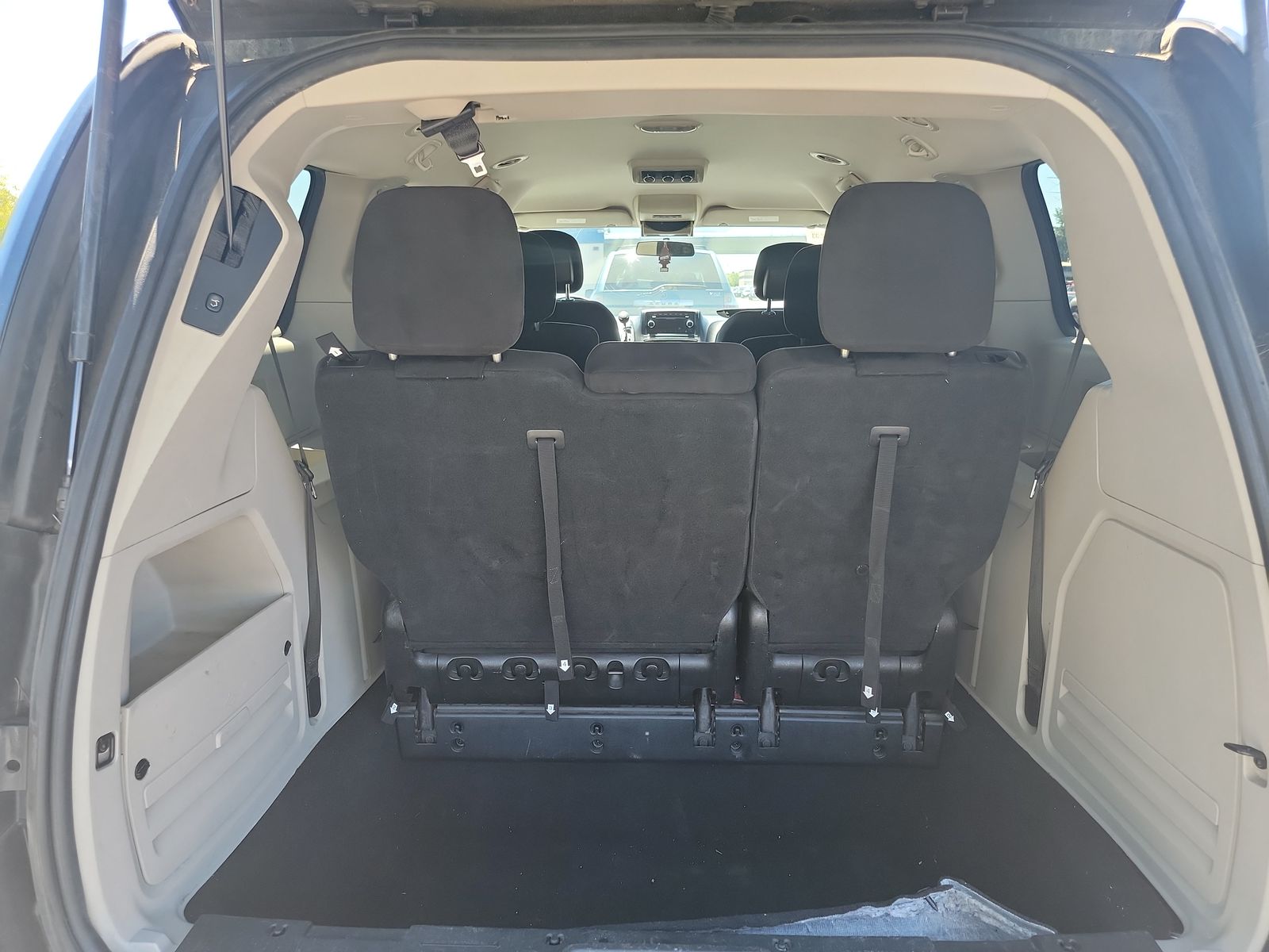 2012 Dodge Grand Caravan SXT FWD