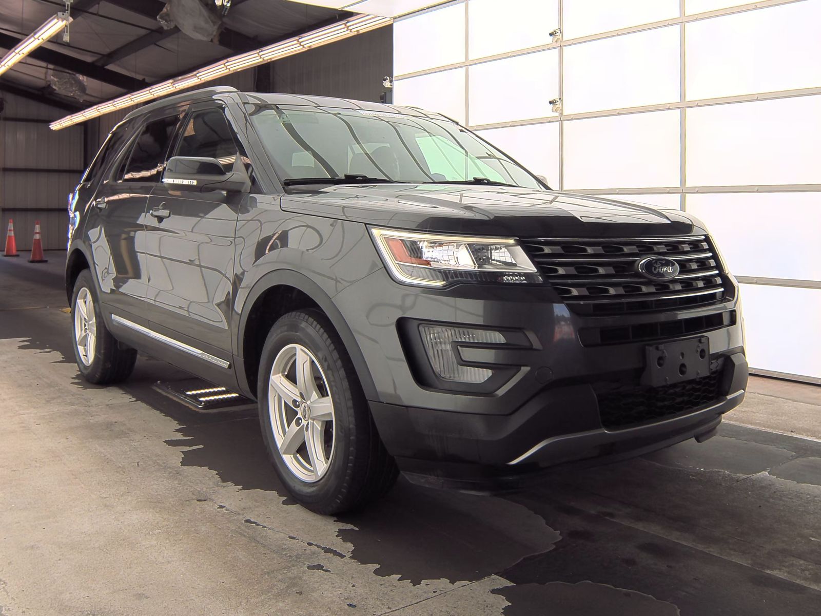 2017 Ford Explorer XLT AWD