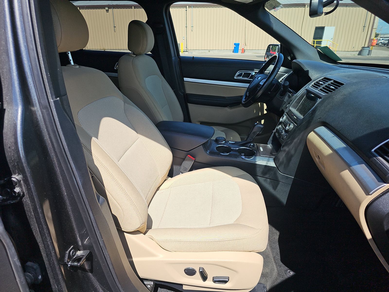 2017 Ford Explorer XLT AWD