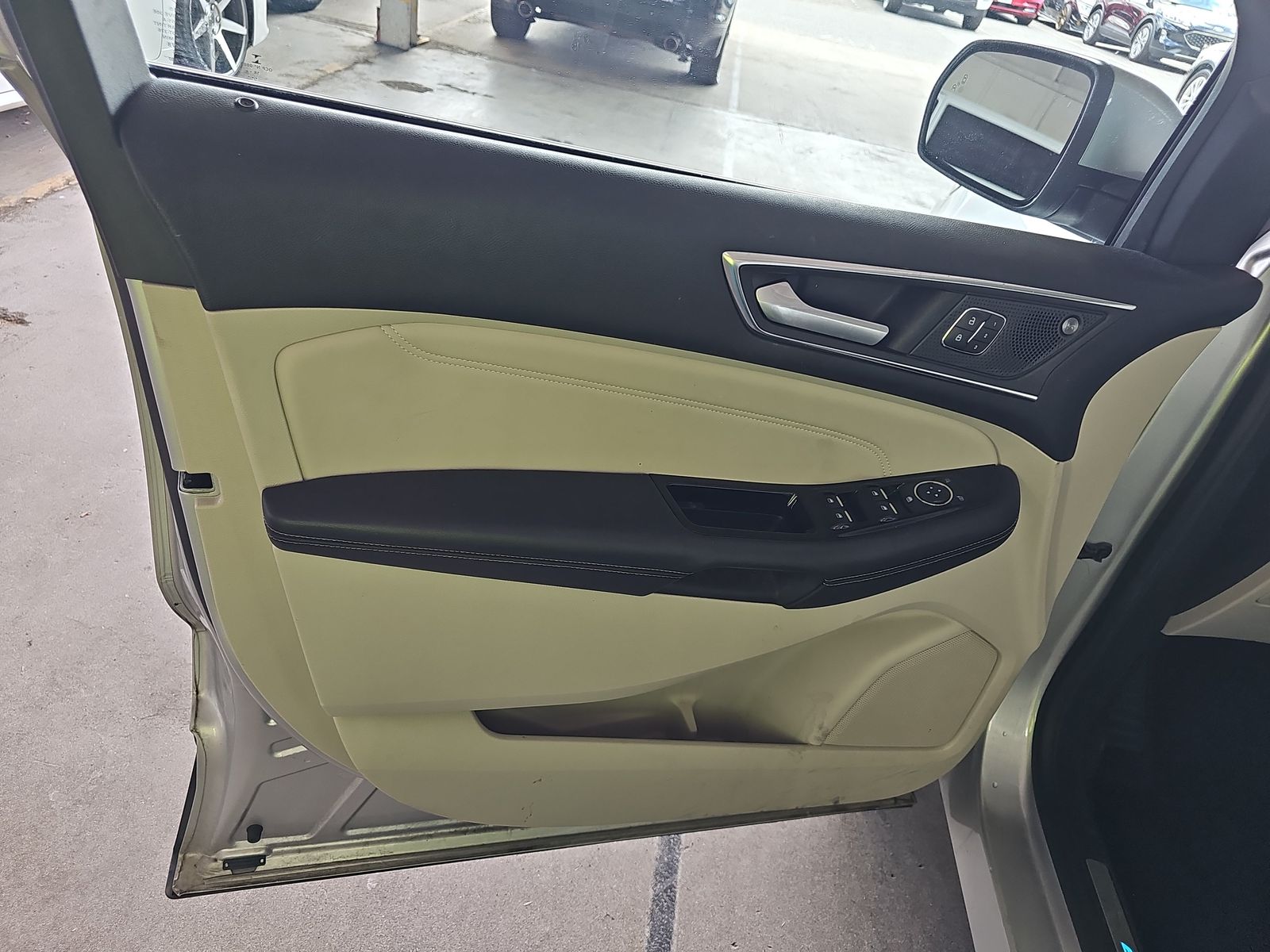 2019 Ford Edge Titanium FWD