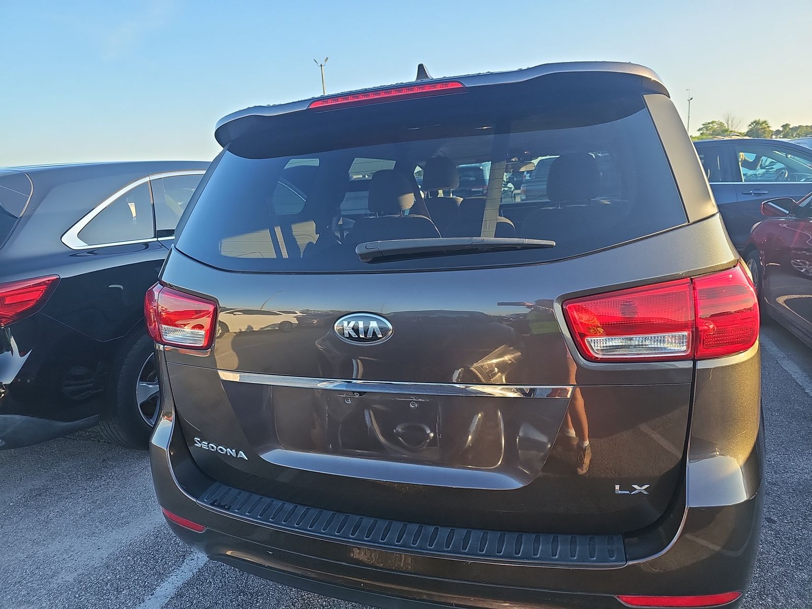 2017 Kia Sedona LX FWD