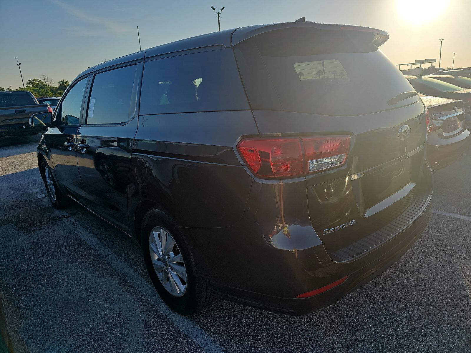 2017 Kia Sedona LX FWD