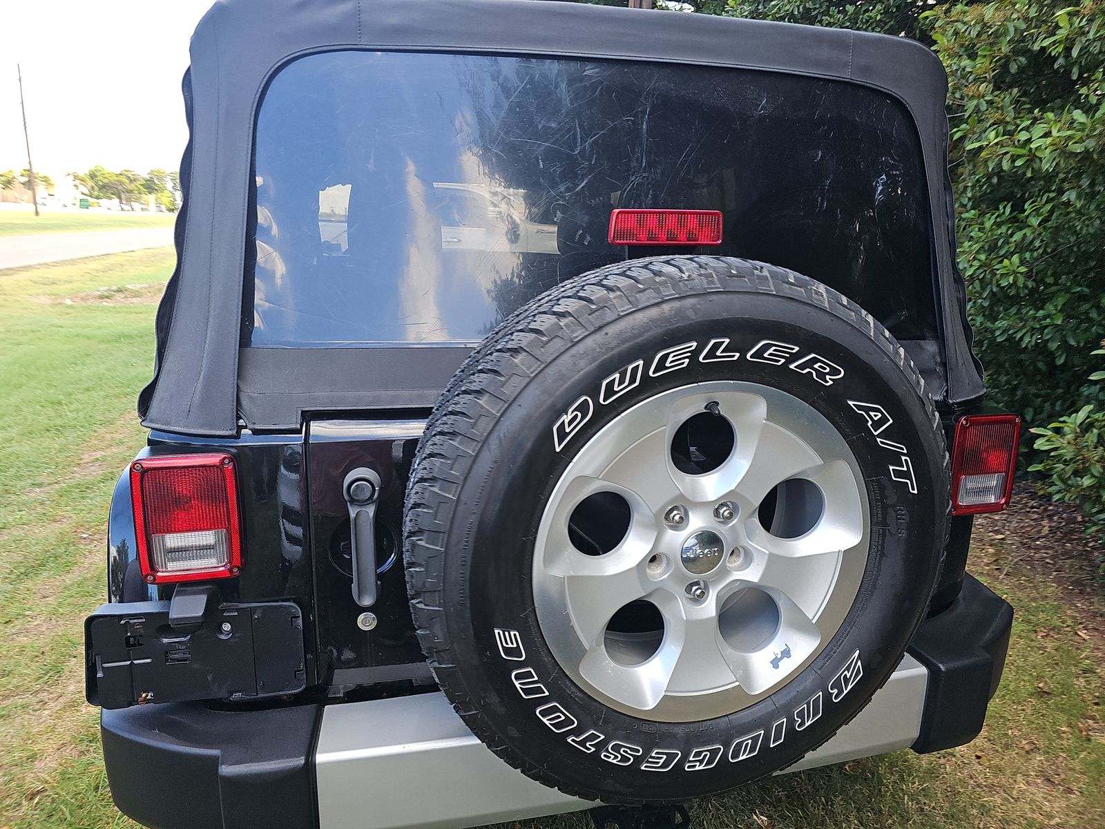 2011 Jeep Wrangler Unlimited 70th Anniversary AWD