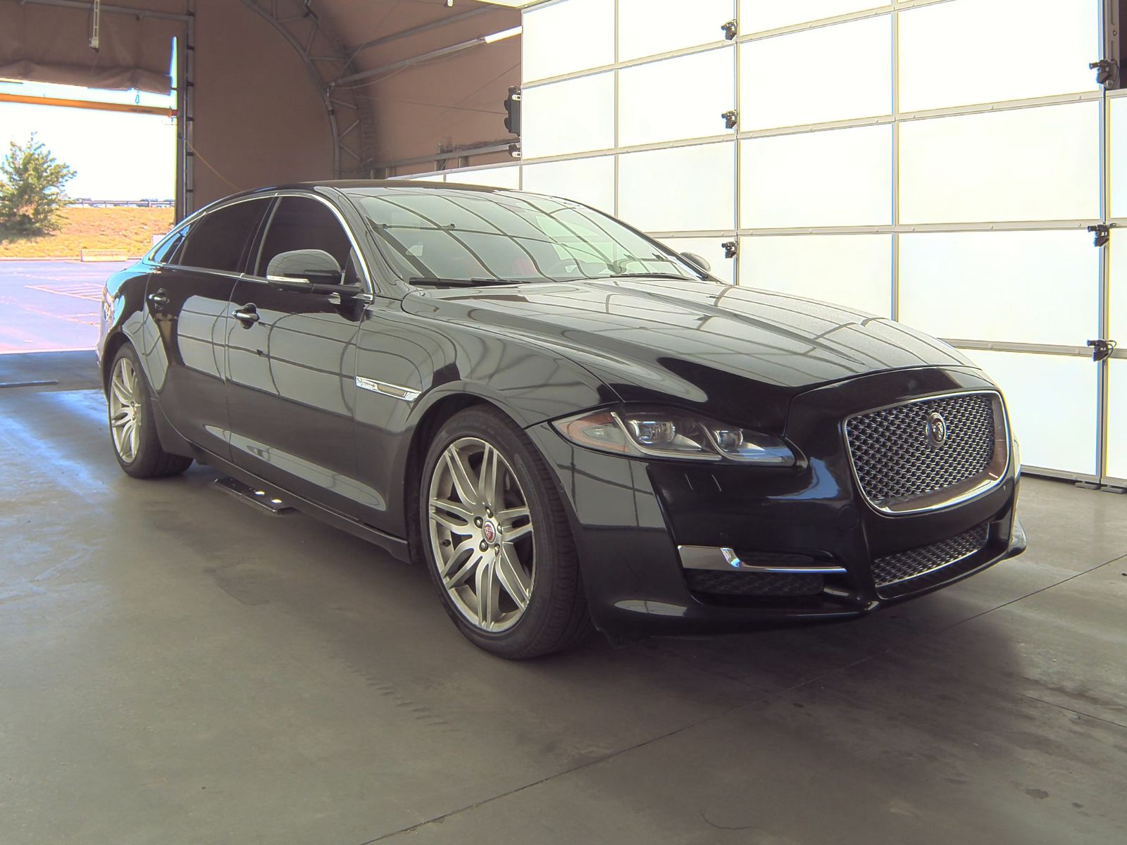 2017 Jaguar XJ L Portfolio RWD