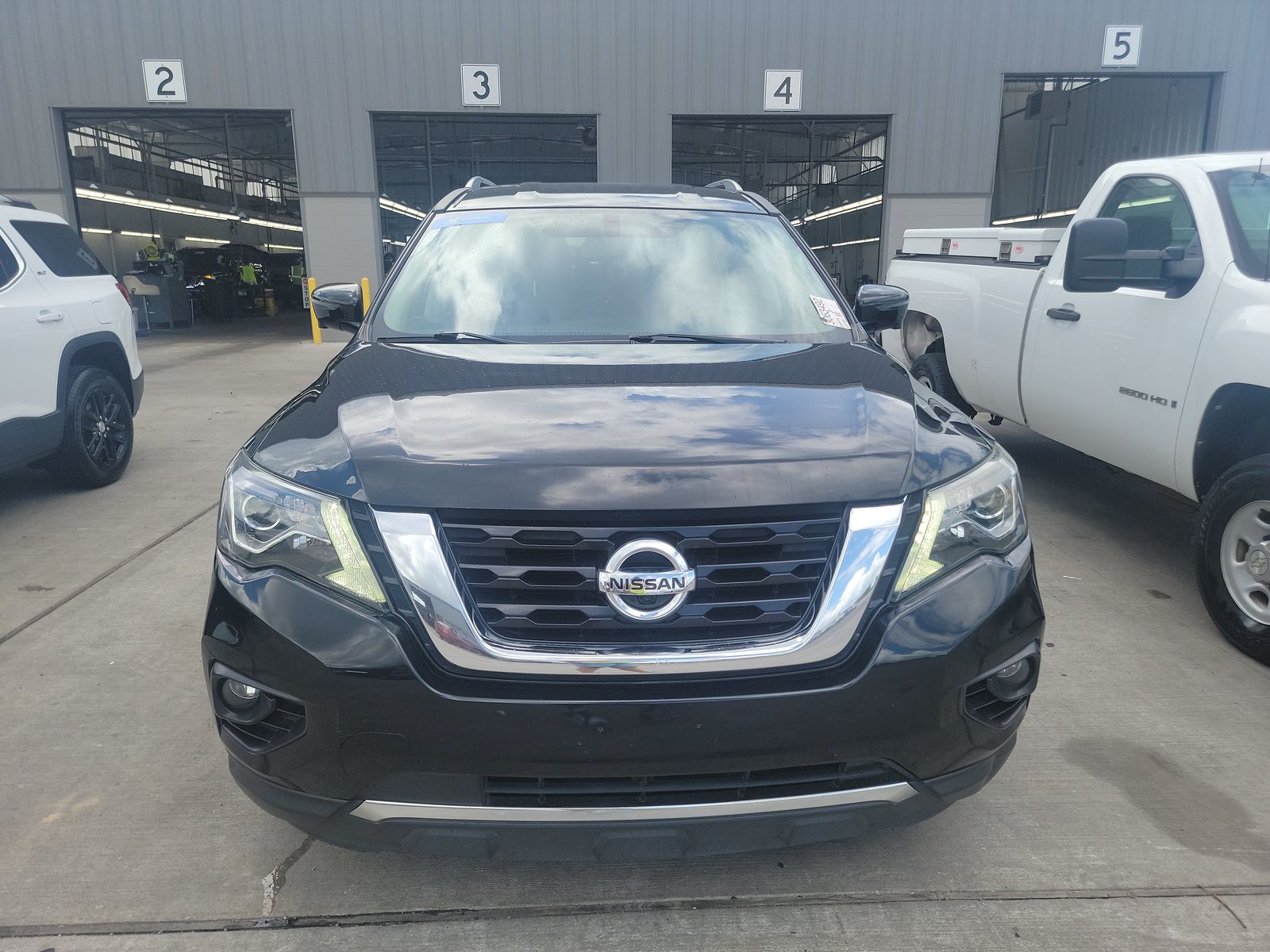 2019 Nissan Pathfinder SL FWD