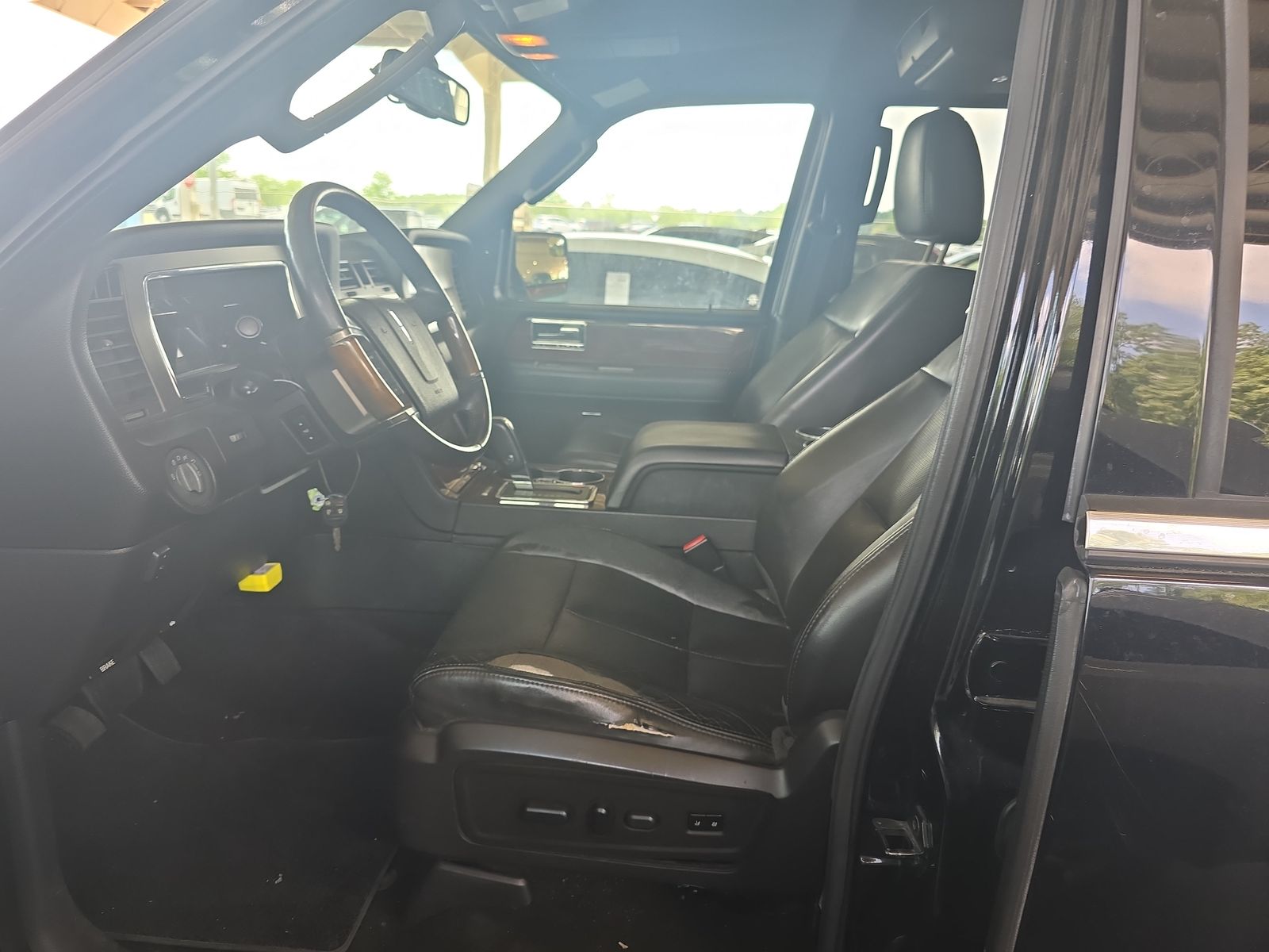 2012 Lincoln Navigator L Base AWD