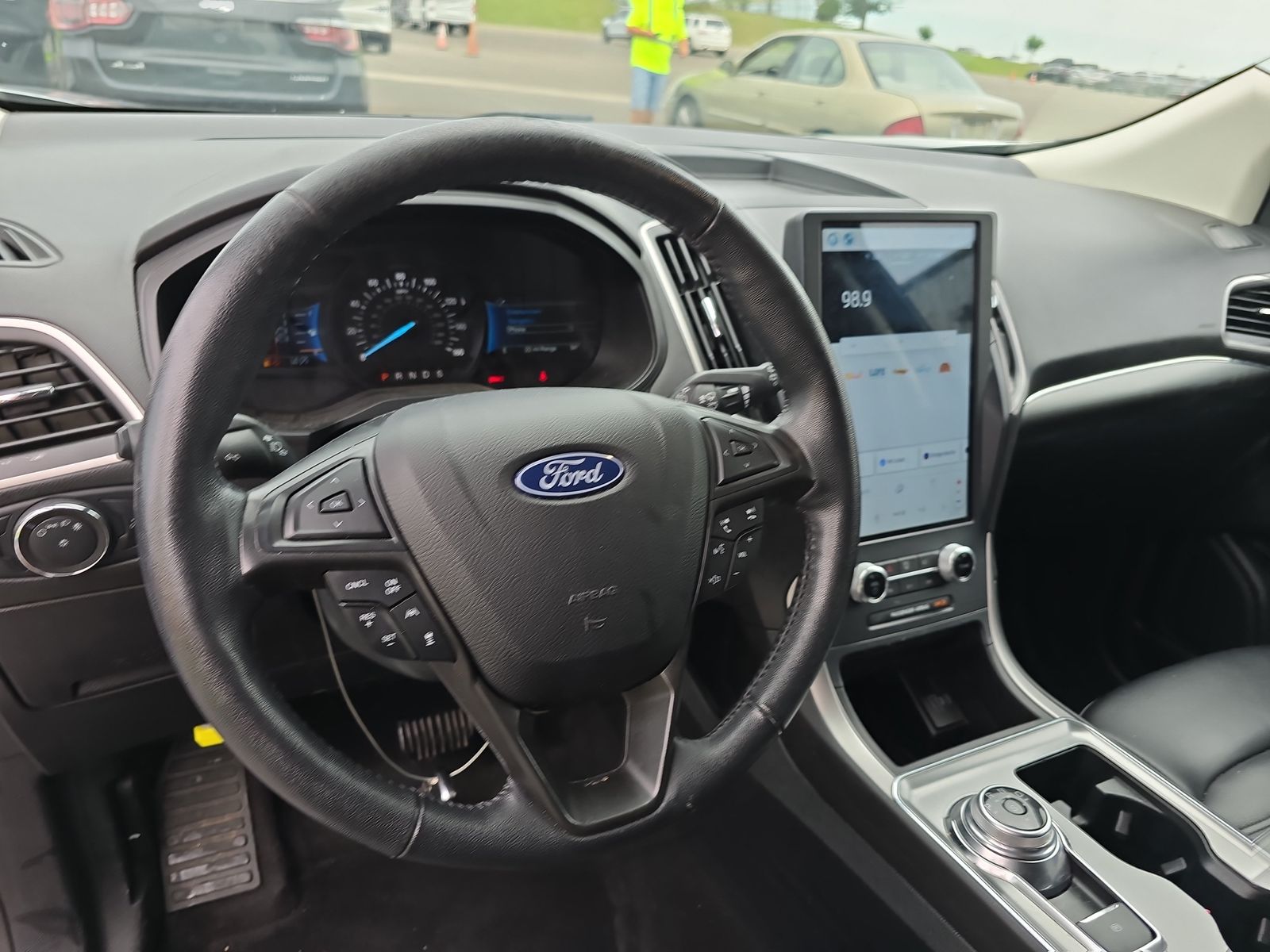 2022 Ford Edge SEL AWD