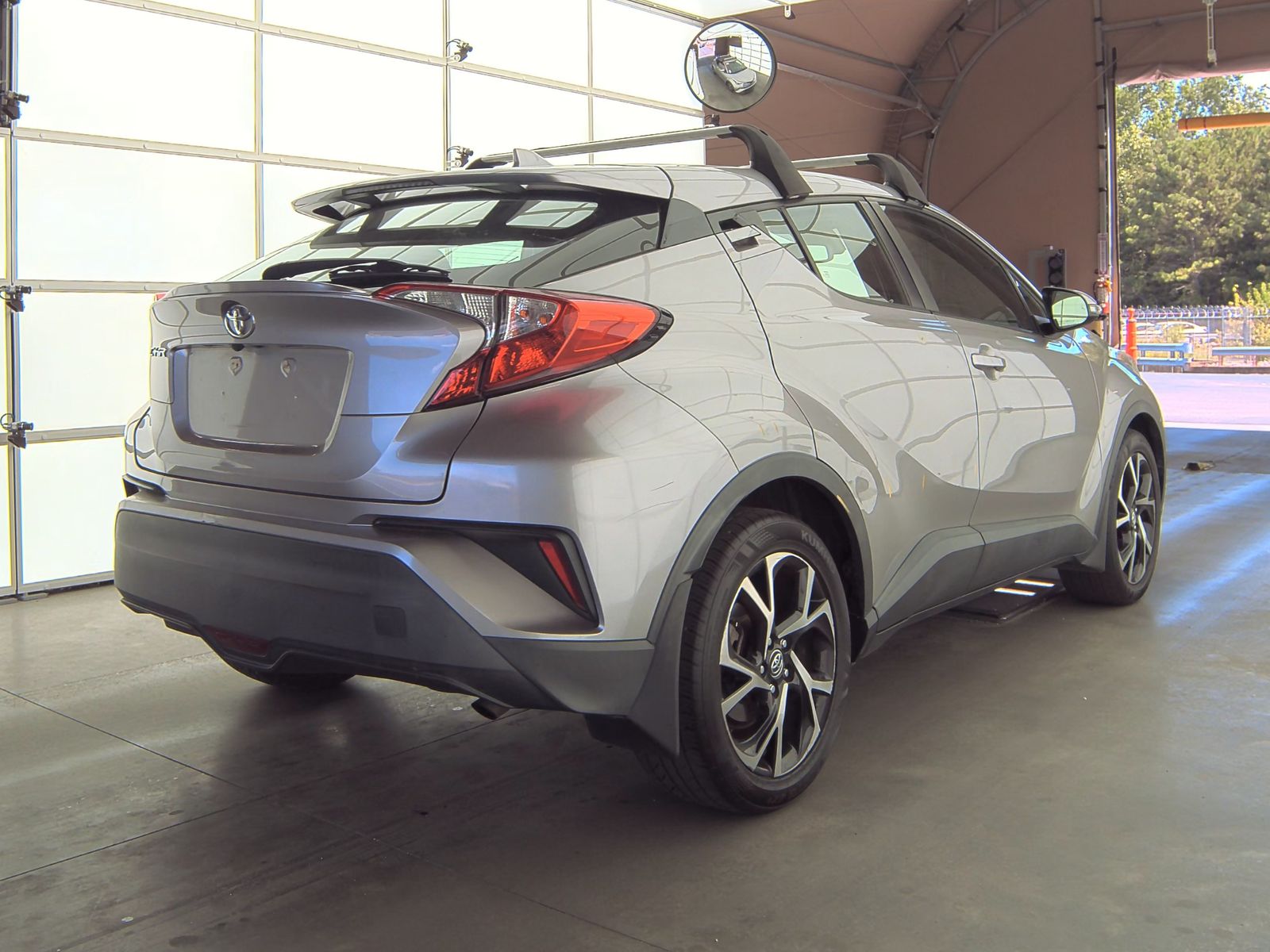 2018 Toyota C-HR XLE Premium FWD