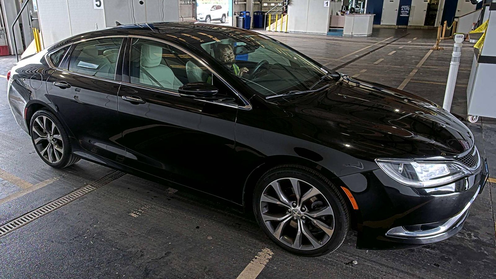 2015 Chrysler 200 C FWD